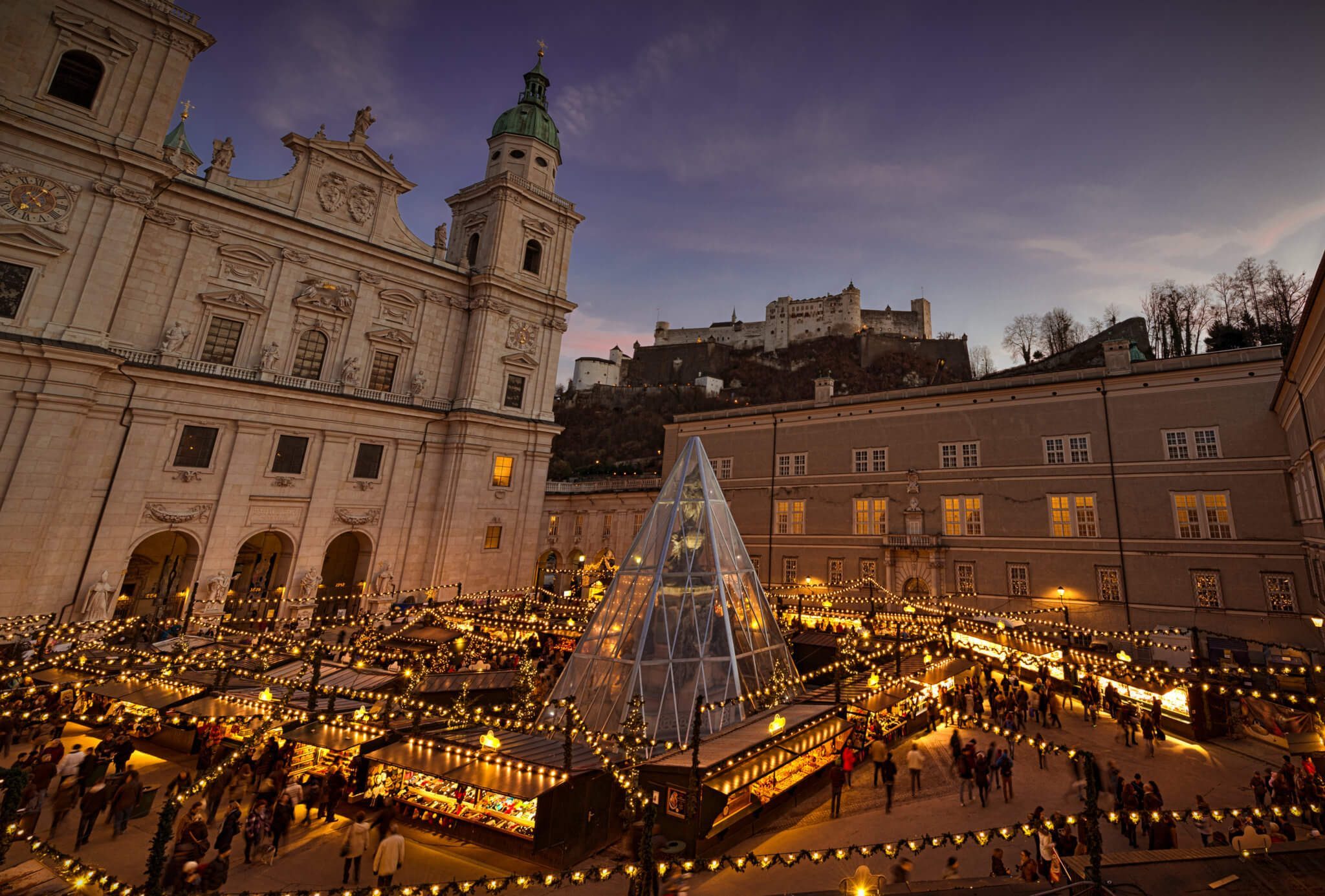 Christkindlmarkt am Dom- & Residenzplatz Salzburg