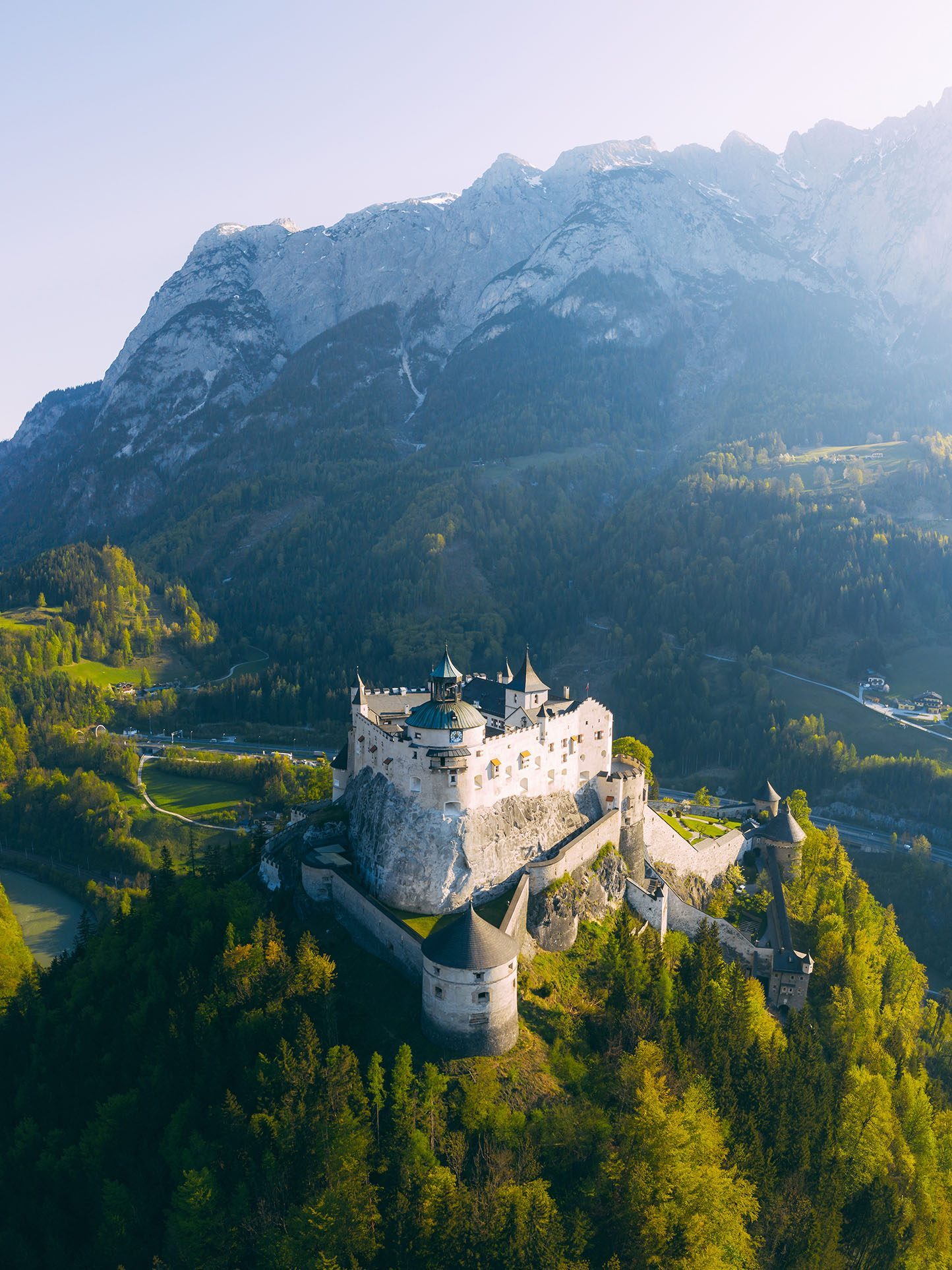 Magazin Eugendorf 01/23, Ausflugstipps bei Schnürlregen, Seite 21, Burg Hohenwerfen